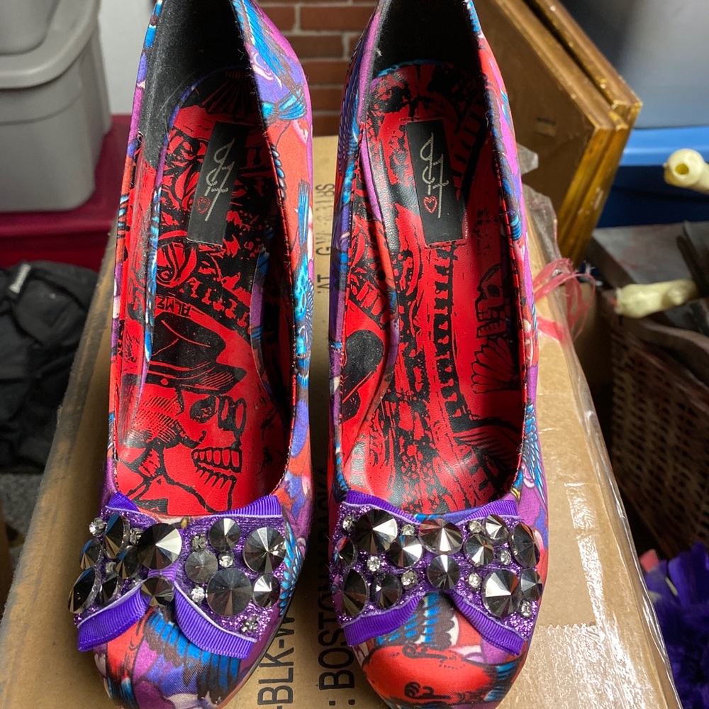 Iron fist size 10 women’s heels shoes.